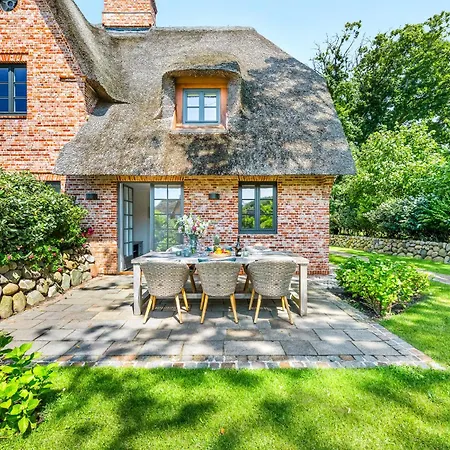 Holiday home Antje Hus Archsum Auf *